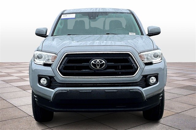 2021 Toyota Tacoma SR5 V6 photo 3