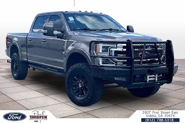 2022 Ford F-350SD Lariat Tremor Truck