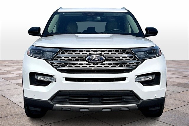2024 Ford Explorer Limited photo 3