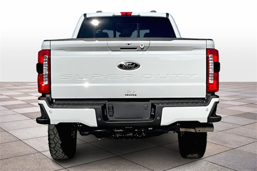 New 2026 Ford F-250SD Lariat Truck
