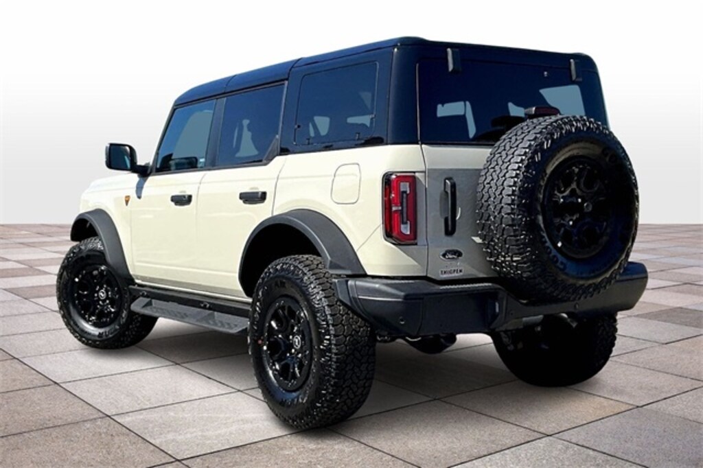 New 2025 Ford Bronco Badlands SUV