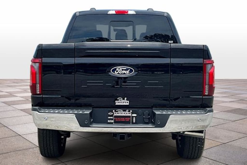 New 2025 Ford F-150 Lariat Truck