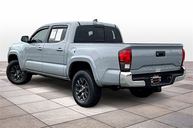 2021 Toyota Tacoma SR5 V6 photo 2