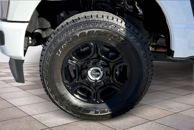 2025 Ford F-350 Super Duty XL - Photo 10