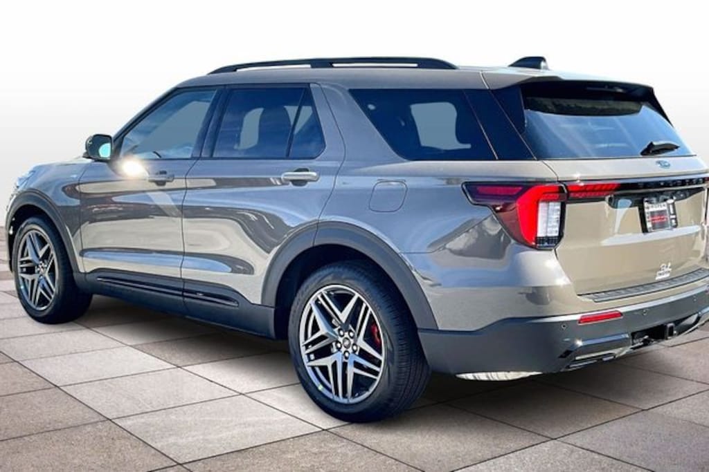 New 2026 Ford Explorer ST-Line SUV