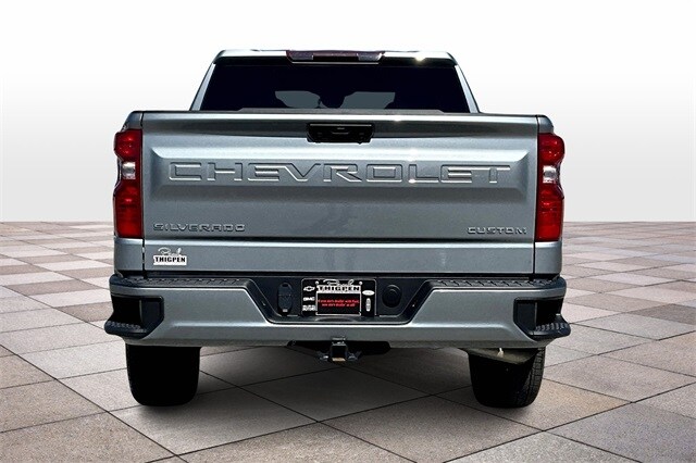 2024 Chevrolet Silverado 1500 Custom photo 4