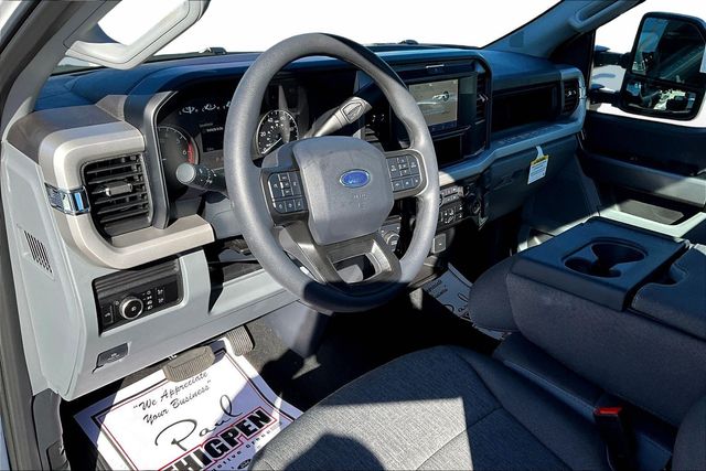 2025 Ford F-350 Super Duty XL - Photo 6