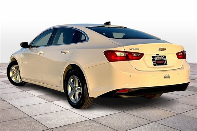 Used 2024 Chevrolet Malibu 1FL with VIN 1G1ZC5ST5RF177682 for sale in Vidalia, GA