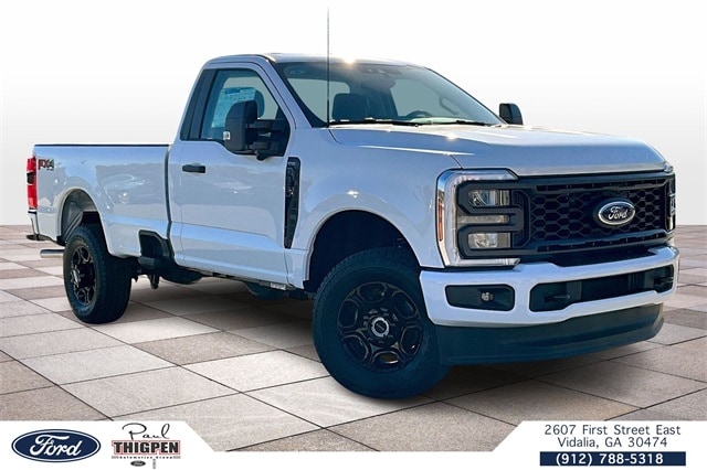 2025 Ford F-350 Super Duty XL's photo