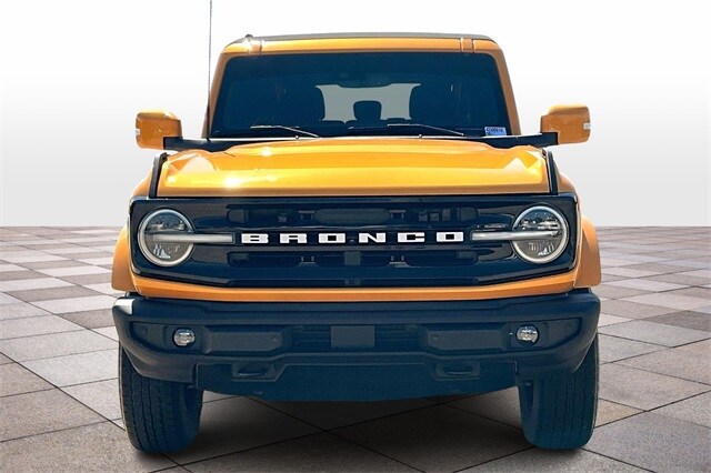 2022 Ford Bronco Outer Banks photo 3