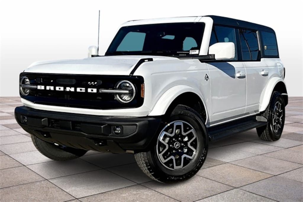 New 2025 Ford Bronco Outer Banks SUV