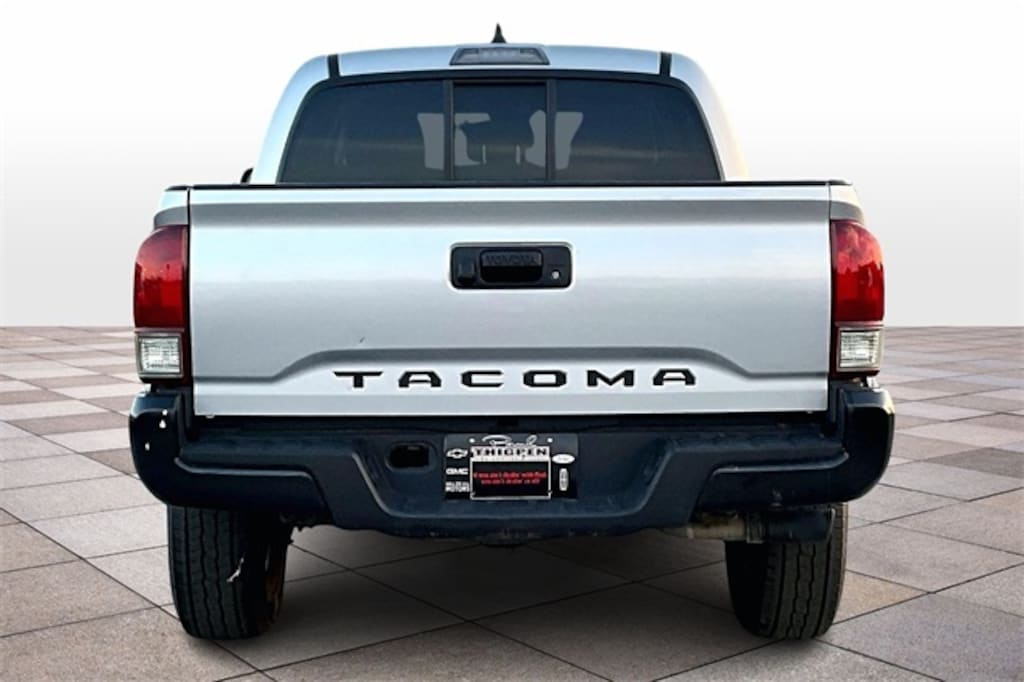 Used 2022 Toyota Tacoma SR5 Truck