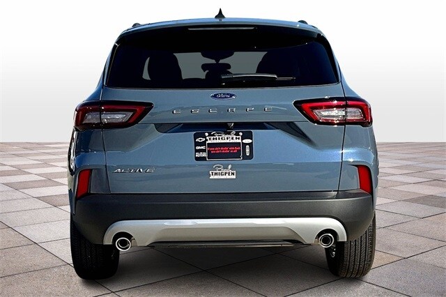 2026 Ford Escape Active photo 4