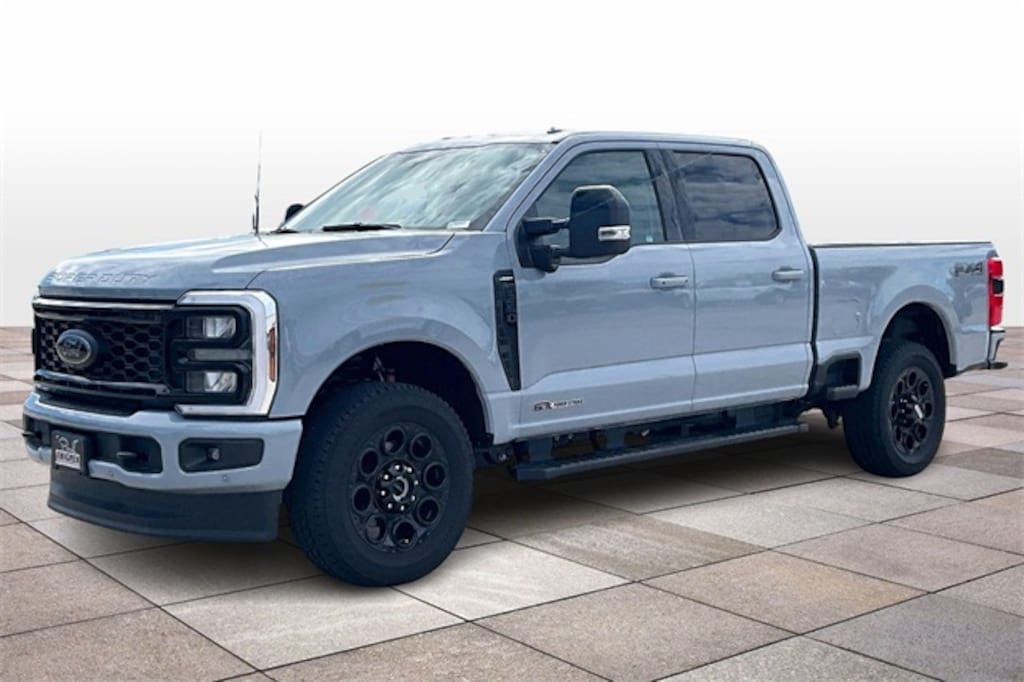 New 2025 Ford F-250SD Lariat Truck