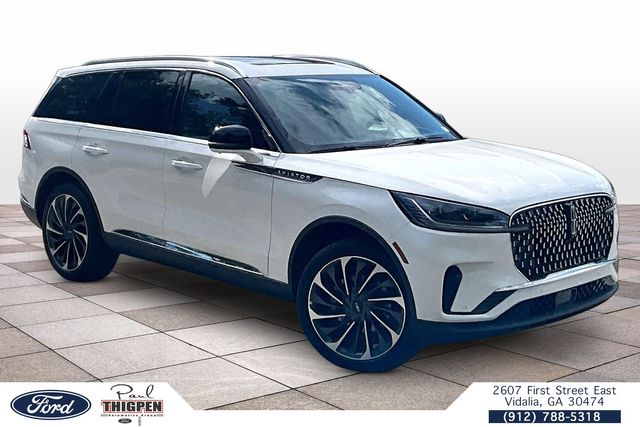 2026 Lincoln Aviator Reserve AWD's photo