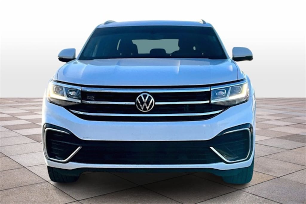 Used 2021 Volkswagen Atlas Cross Sport 3.6L V6 SE w/Technology R-Line SUV
