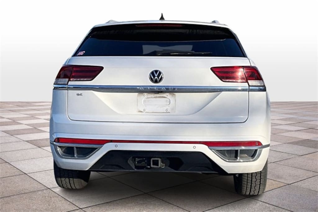 Used 2021 Volkswagen Atlas Cross Sport 3.6L V6 SE w/Technology R-Line SUV