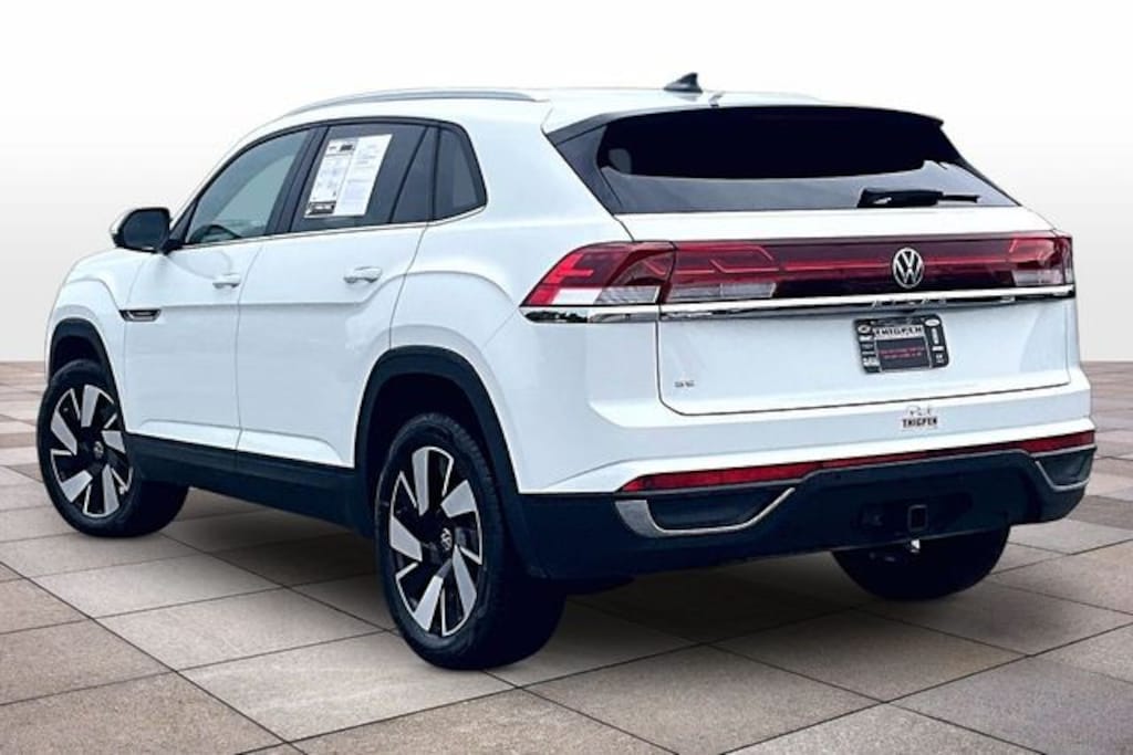 Used 2025 Volkswagen Atlas Cross Sport 2.0T SE w/Technology SUV