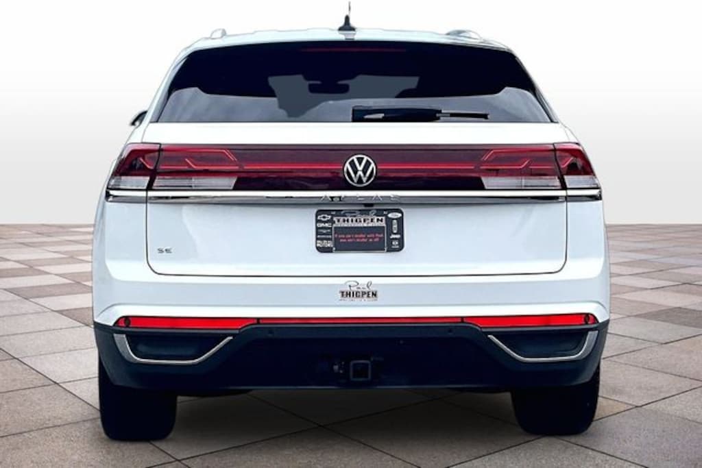 Used 2025 Volkswagen Atlas Cross Sport 2.0T SE w/Technology SUV