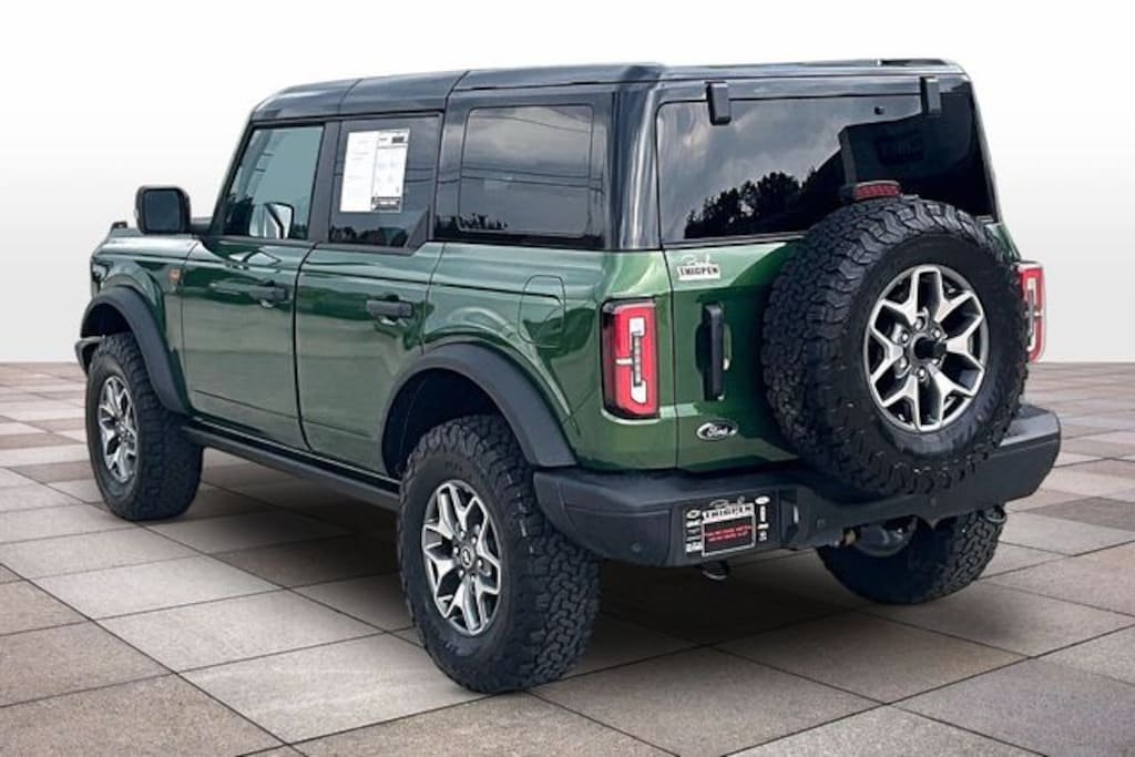 Used 2025 Ford Bronco Badlands SUV