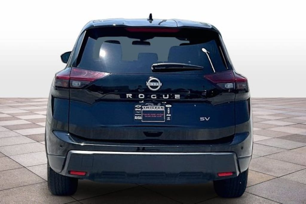 Used 2024 Nissan Rogue SV SUV