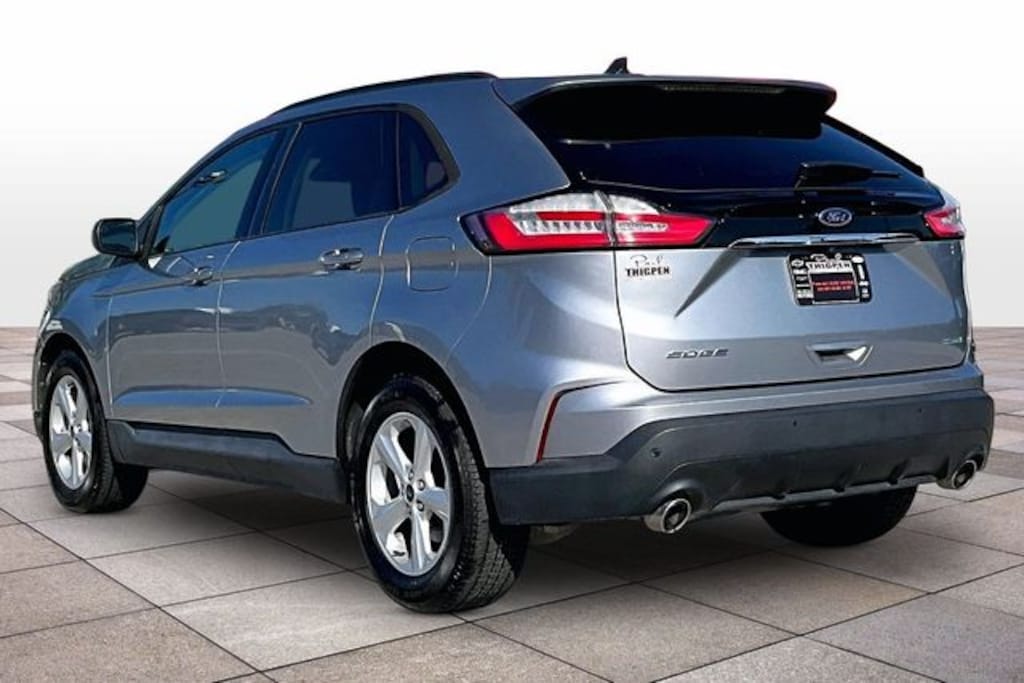 Used 2020 Ford Edge SE SUV