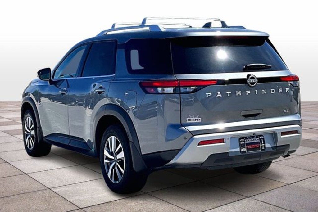 Used 2022 Nissan Pathfinder SL SUV
