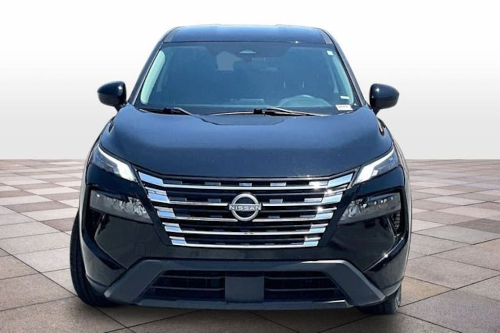 Used 2024 Nissan Rogue SV SUV