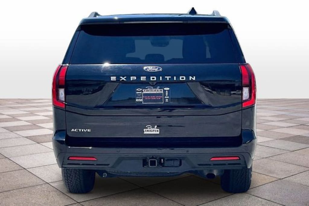 Used 2025 Ford Expedition Active SUV