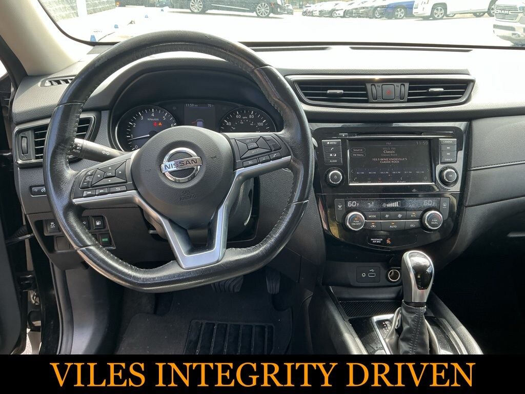 Used 2020 Nissan Rogue SV SUV