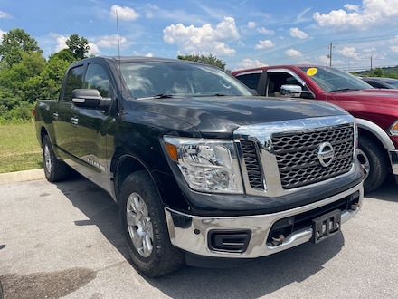 2018 Nissan Titan SV Truck