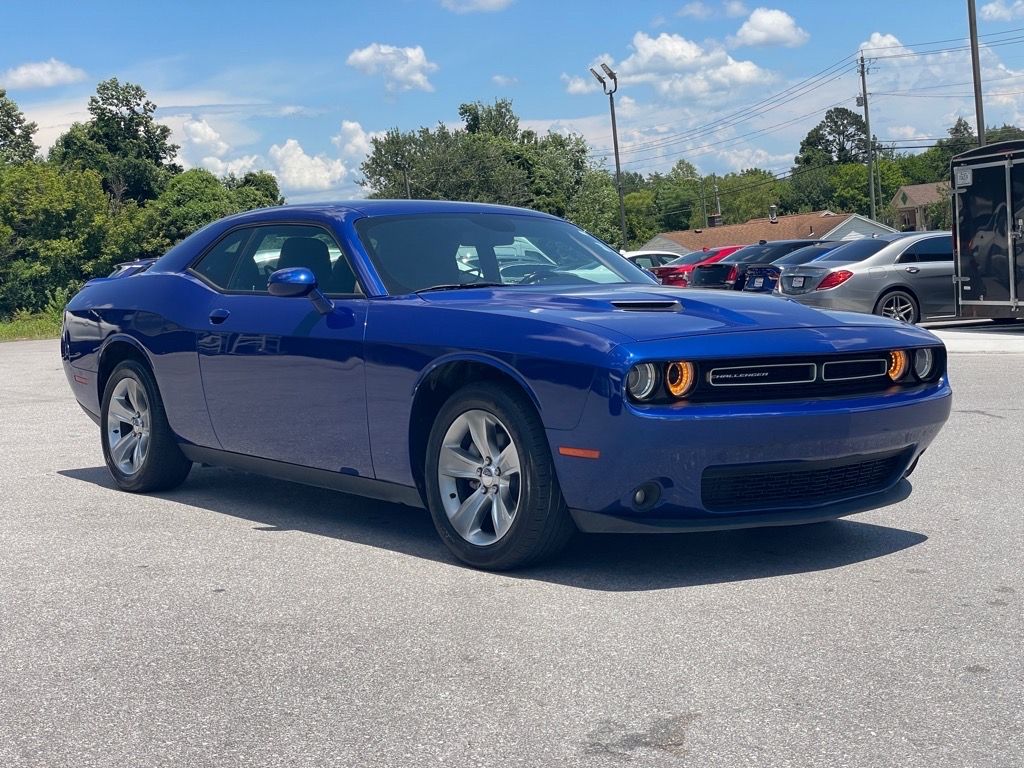 2021 Dodge Challenger SXT's photo