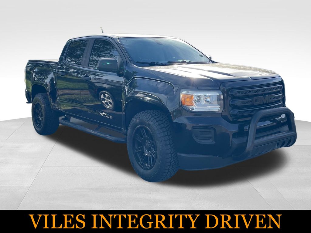 2018 GMC Canyon 2WD Base Crew Cab Short Box's photo