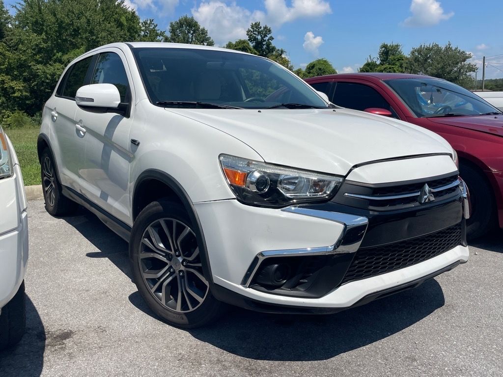 2019 Mitsubishi Outlander Sport ES's photo