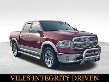 2014 Ram 1500 Laramie Truck