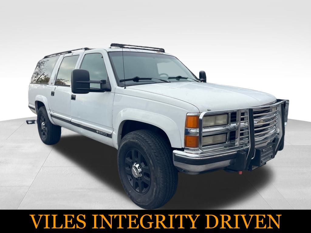 1994 Chevrolet Suburban's photo