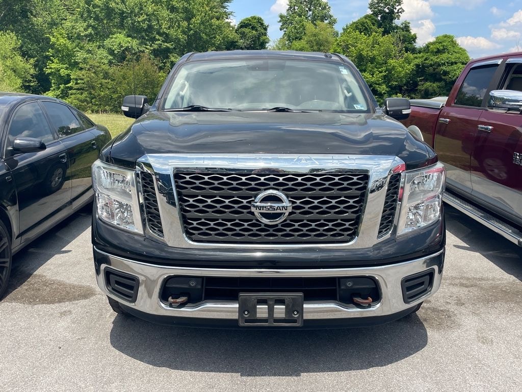 Used 2018 Nissan Titan SV Truck