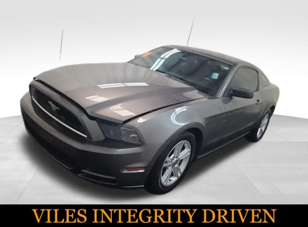 Used 2014 Ford Mustang V6 Coupe