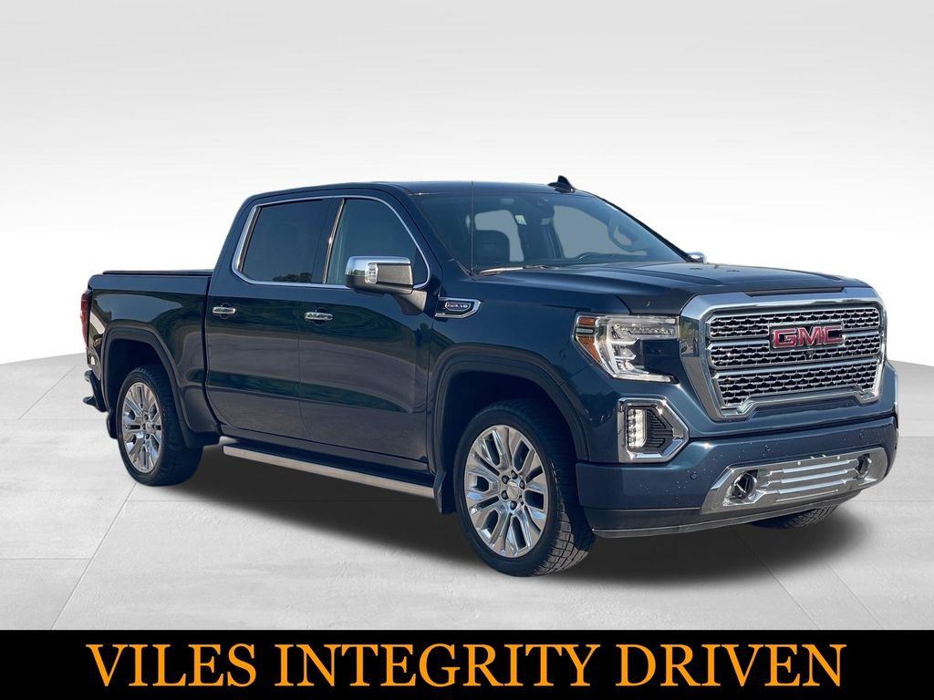 2020 GMC Sierra 4WD Crew Cab Short Box Denali's photo