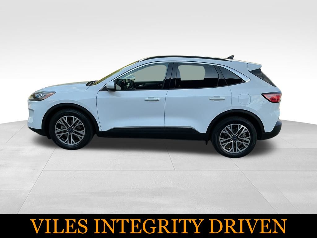 2020 Ford Escape SEL's photo