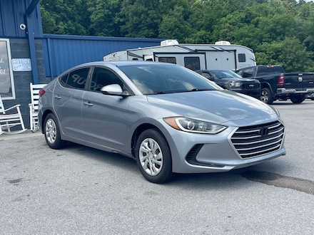2017 Hyundai Elantra SE Sedan
