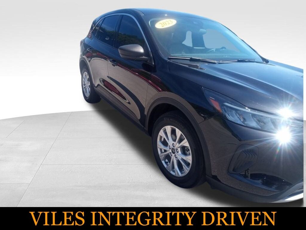 Used 2023 Ford Escape Active SUV