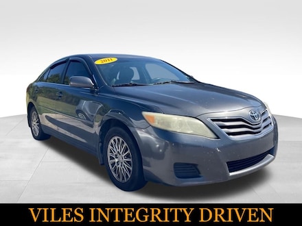 2011 Toyota Camry LE Sedan