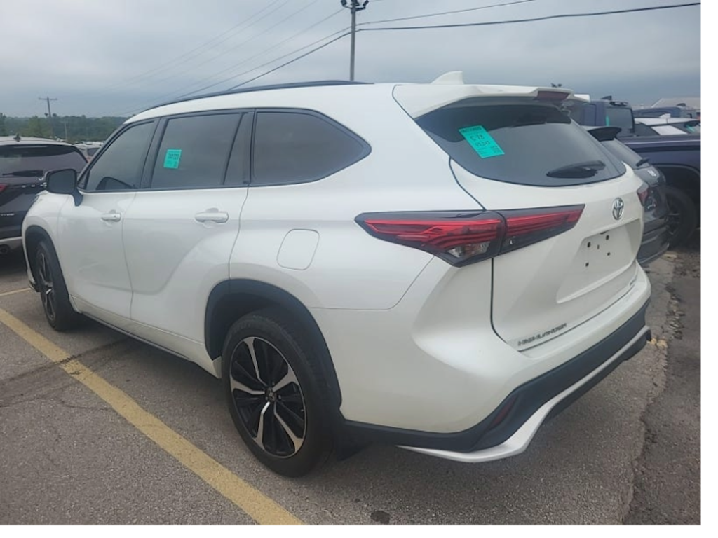 Used 2021 Toyota Highlander XSE SUV