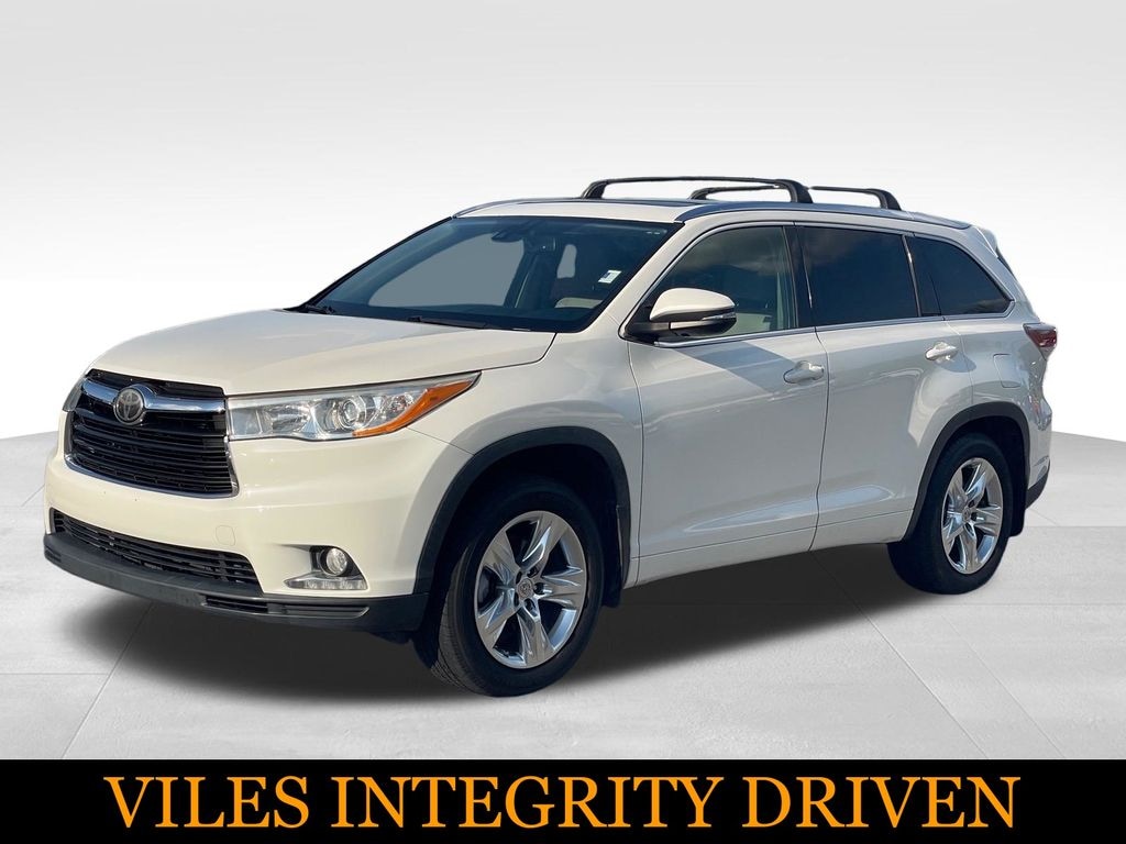 Used 2015 Toyota Highlander Limited Platinum V6 SUV