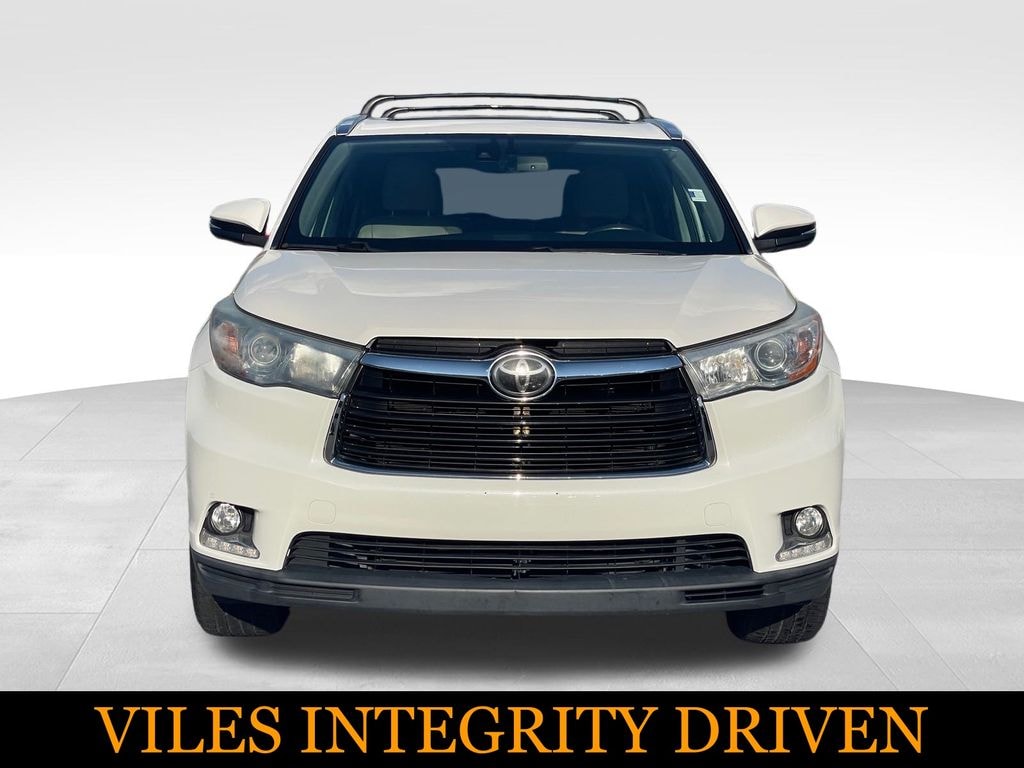 Used 2015 Toyota Highlander Limited Platinum V6 SUV