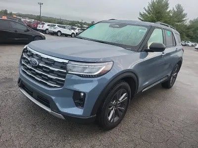 2025 Ford Explorer Active's photo