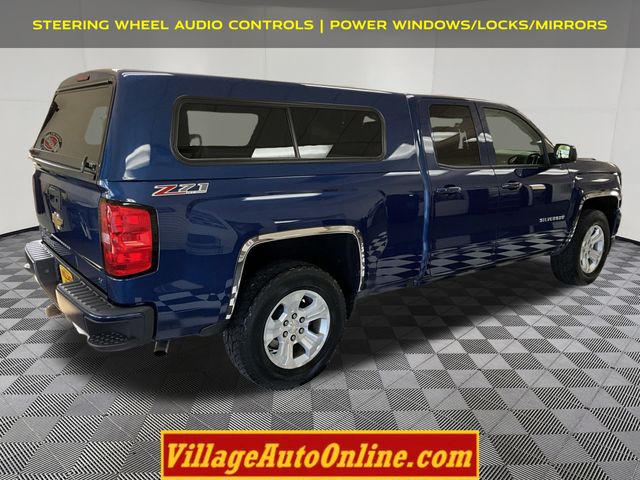2017 Chevrolet Silverado 1500 LT photo 4
