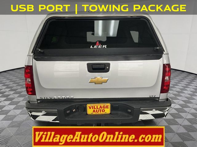 2013 Chevrolet Silverado 1500 LTZ photo 3