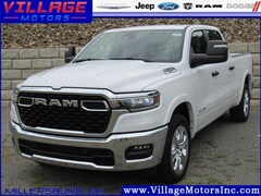 2025 Ram 1500 BIG HORN CREW CAB 4X4 6'4 BOX Pickup